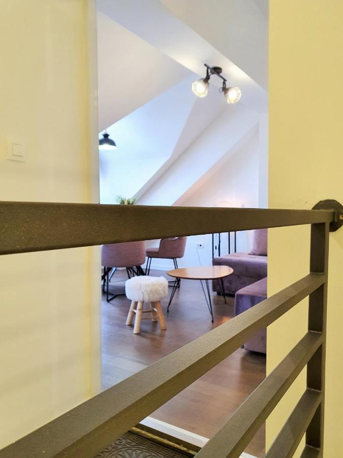 Downtown Apartment เซทินเจ ภายนอก รูปภาพ