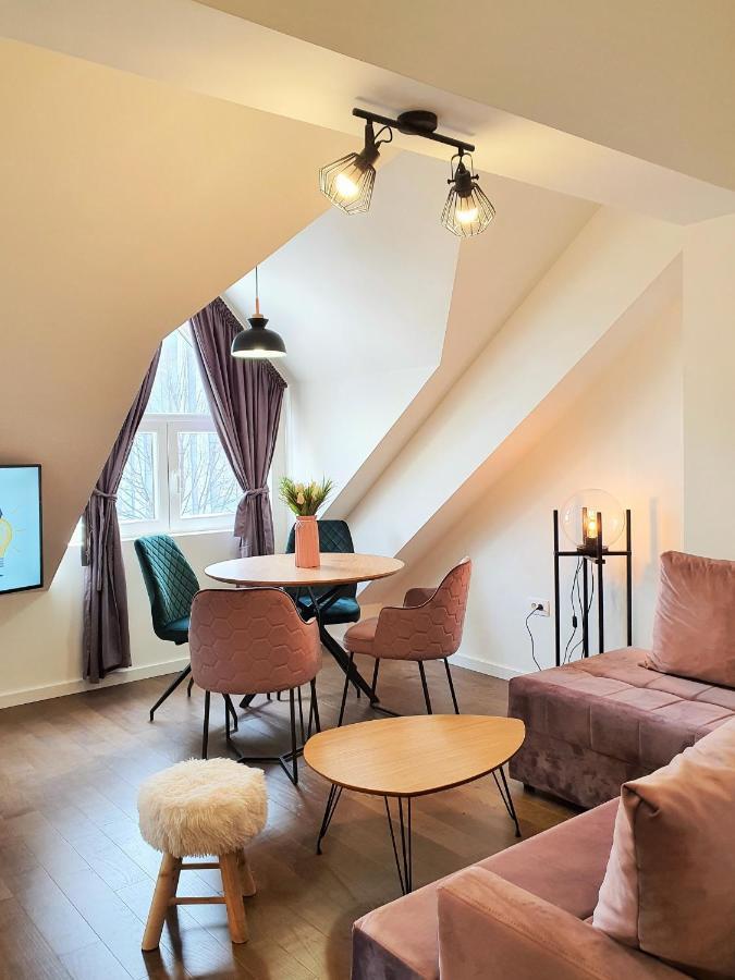 Downtown Apartment เซทินเจ ภายนอก รูปภาพ